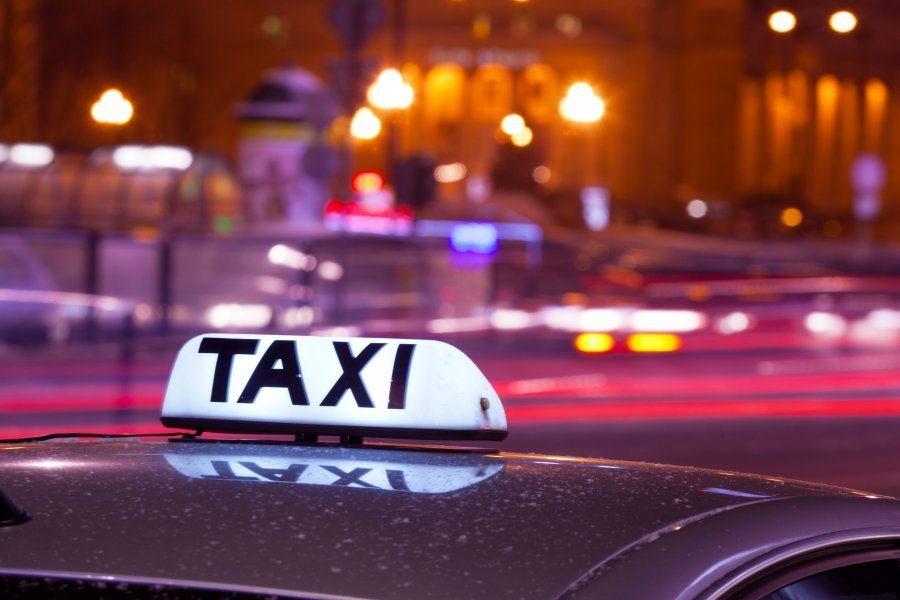 Jak zostać taksówkarzem?