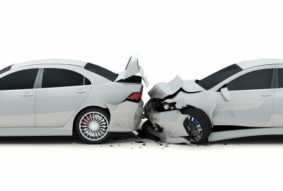 Stłuczka lub wypadek samochodem służbowym – konsekwencje dla pracownika